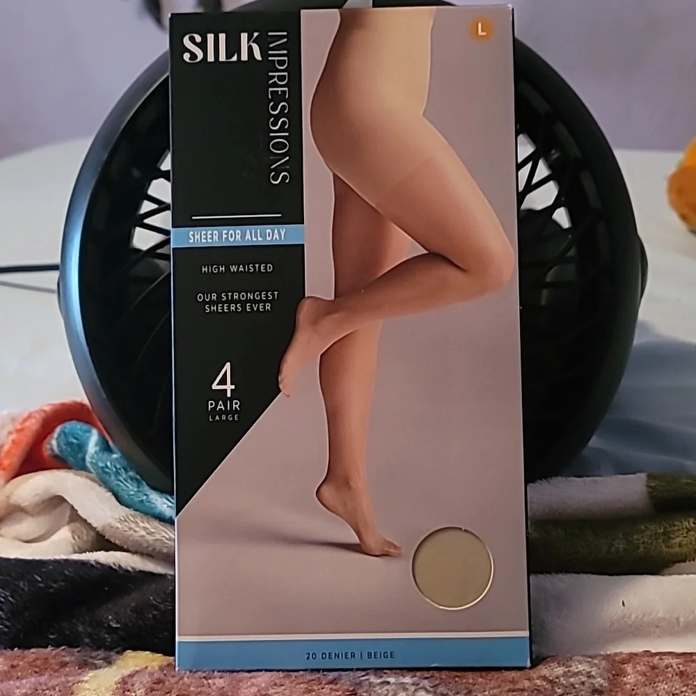 Silk Impressions Sheer Pantyhose Nylon Stockings 4-Pack Size‎ L 20 Denier Beige